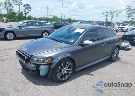 2010 Volvo C30 T5/T5 R-Design из США, поврежденный, VIN YV1672MK9A2183797